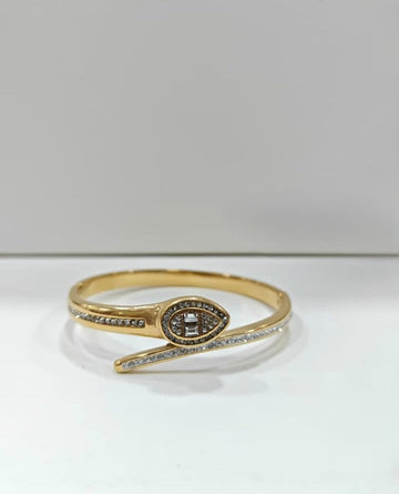 Elegant Gold-Plated Teardrop Stone-Studded Bracelet for Women & Girls