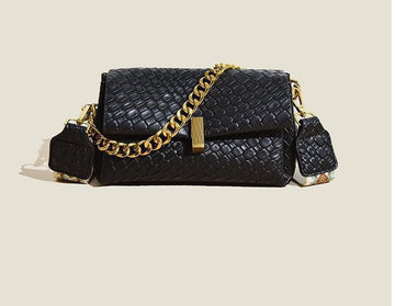 New lmported Premium Quality Very Beautiful &amp; Classy Bottega Veneta Broad Belt Sling Bag