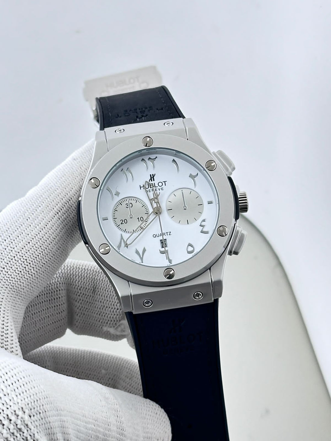 Men’s Luxury Analog Quartz Watch – Designer Dial with Premium Leather Strap