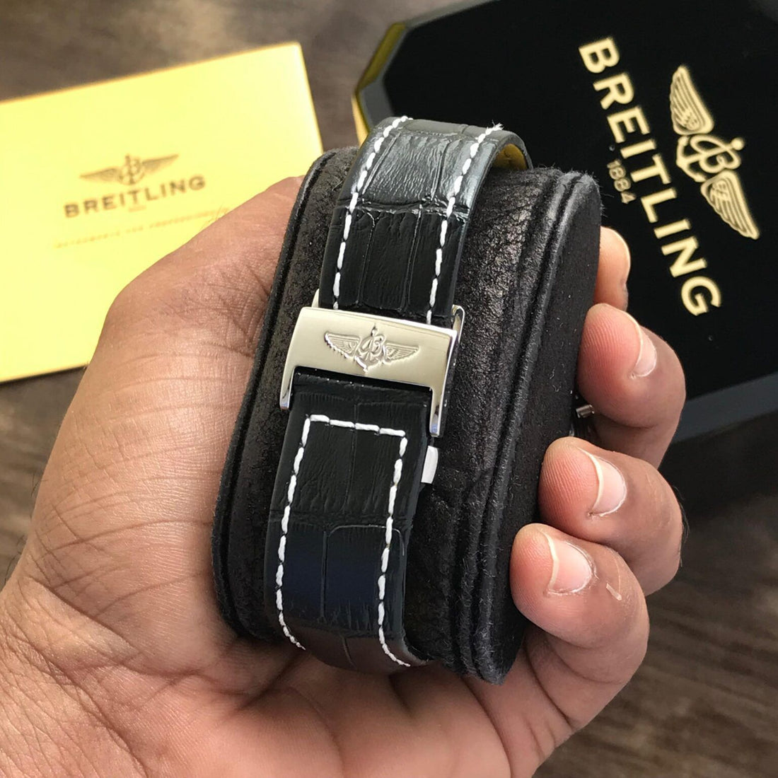 Breitling Navitimer Style Chronograph Men’s Watch – Brown Dial with Leather Strap