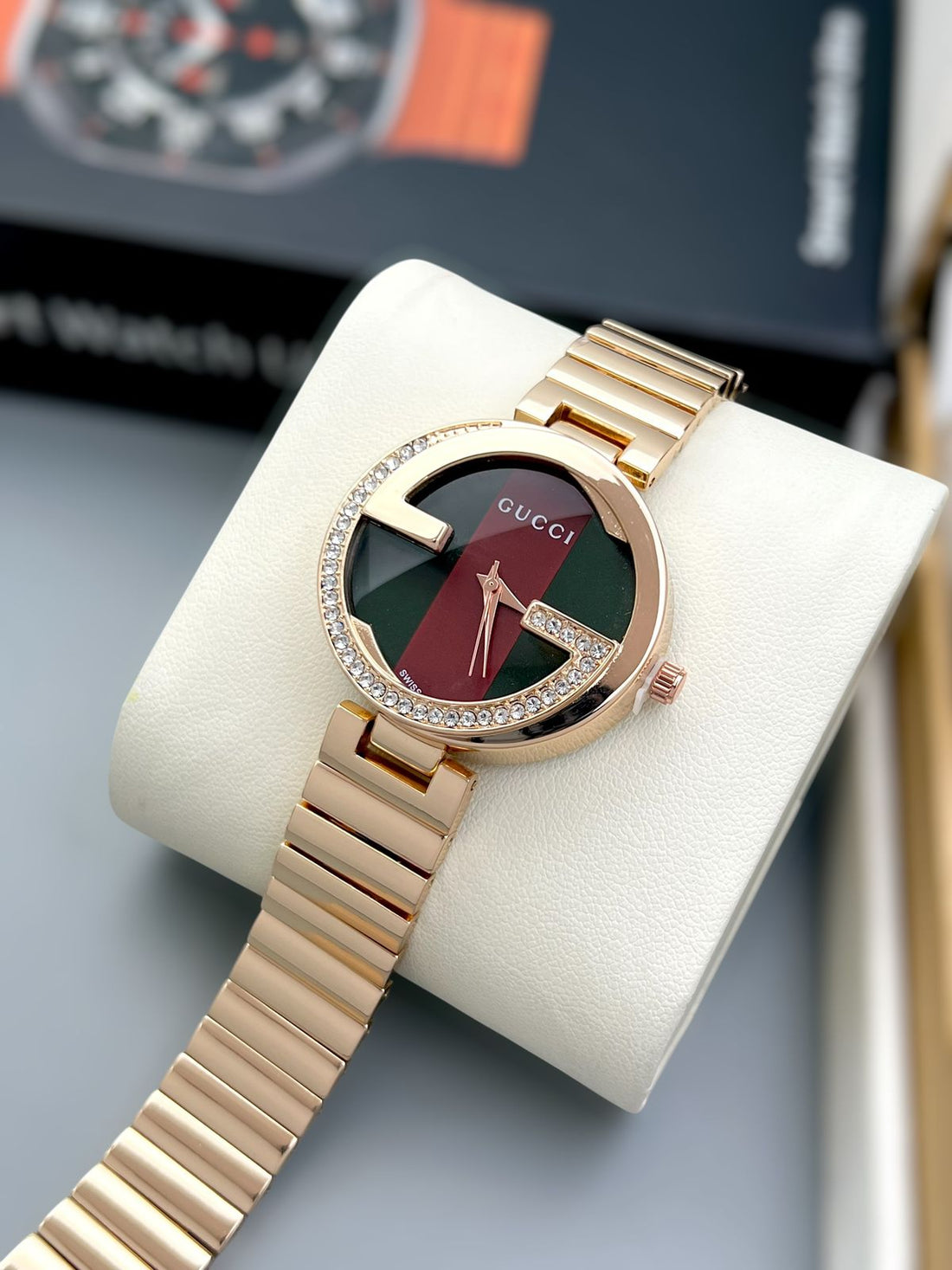 Luxury Diamond Design Women’s Watch – Gold Chain Strap Black Dial