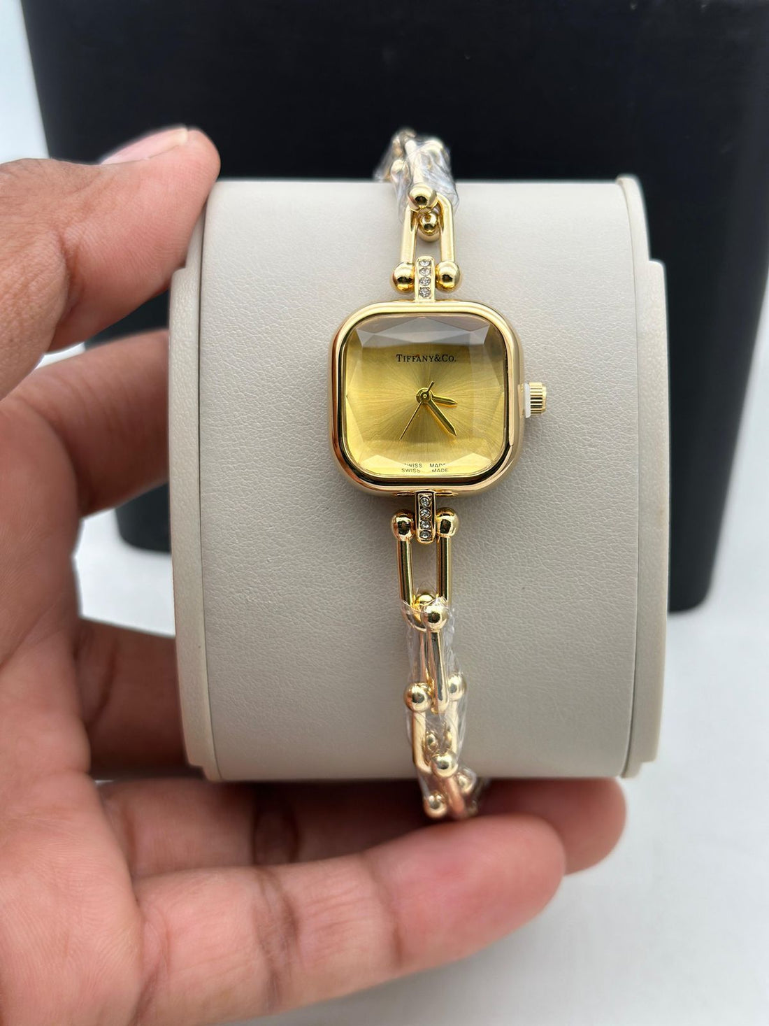 Luxury Green Dial Gold-Tone Bracelet Watch for Women