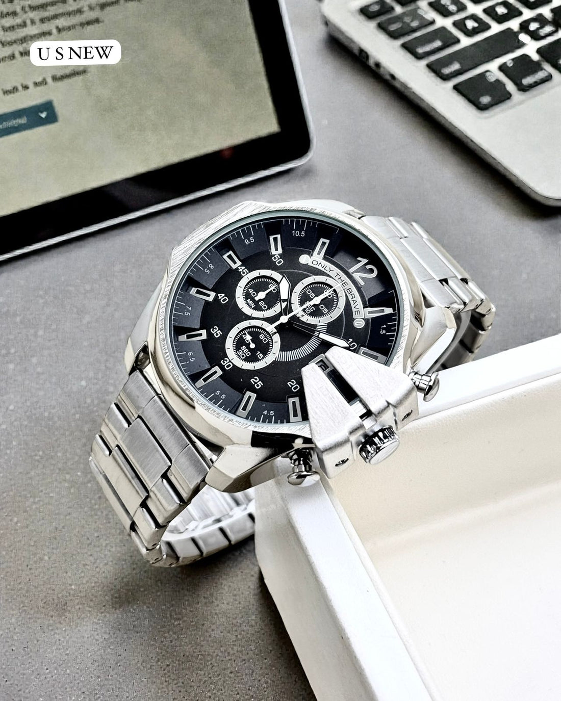 PREMIUM SILVER CHRONOGRAPH WATCH