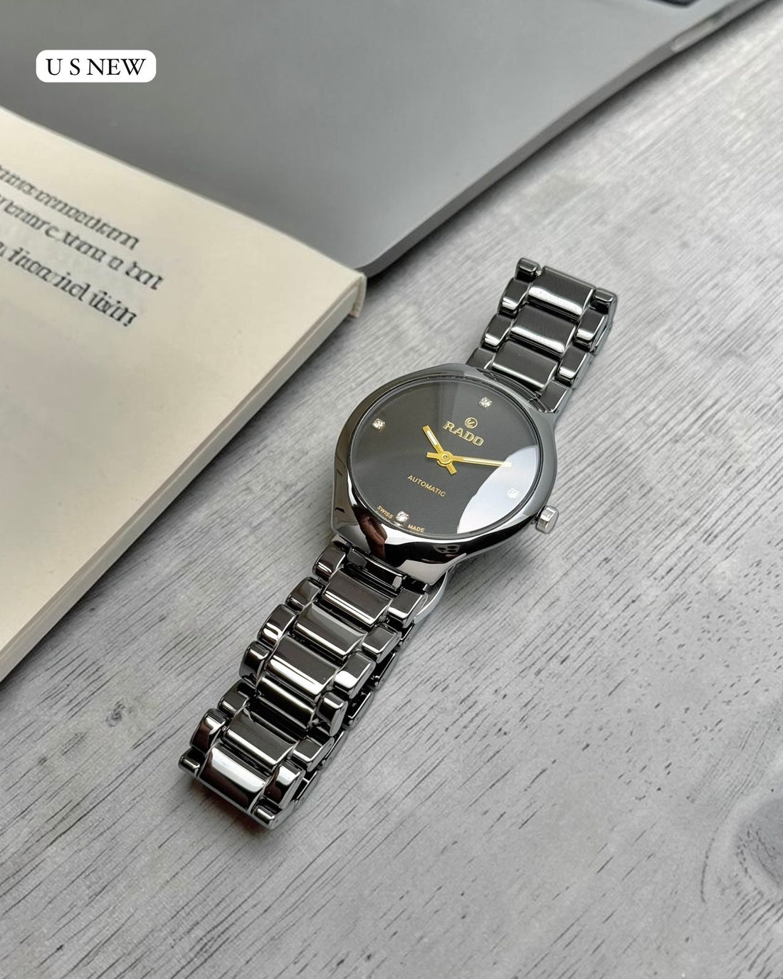 Premium White Minimal Analog Wrist Watch for Men & Women